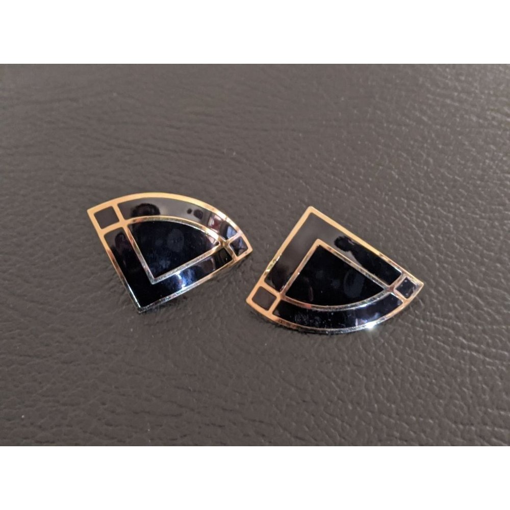 Retro triangle earrings